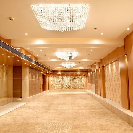 Kyriad Hotel Jaipur By Othpl Bagian luar foto