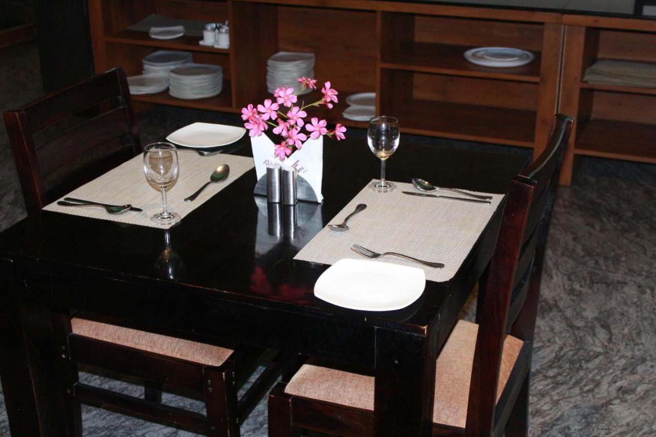 Kyriad Hotel Jaipur By Othpl Bagian luar foto