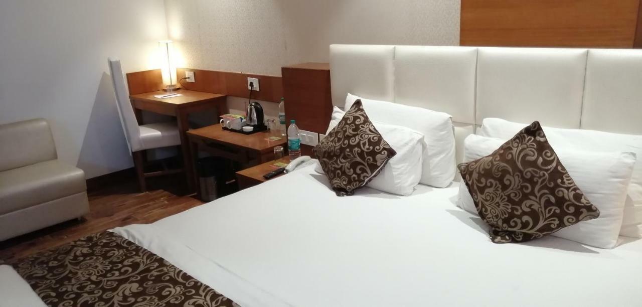 Kyriad Hotel Jaipur By Othpl Bagian luar foto