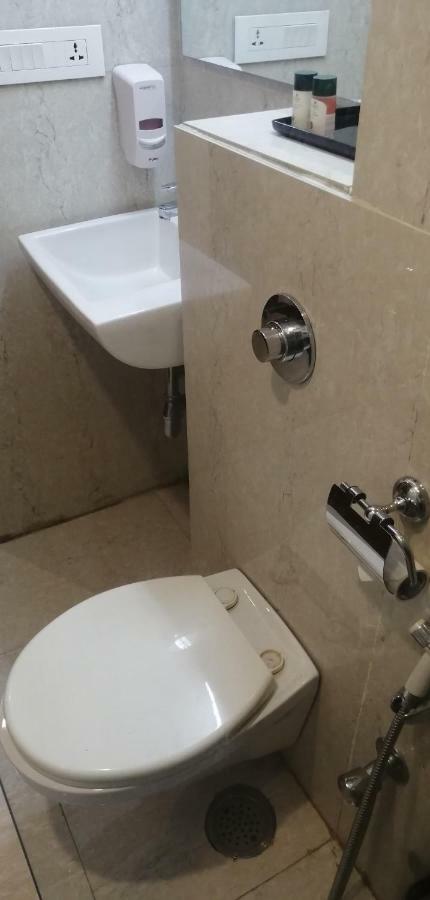 Kyriad Hotel Jaipur By Othpl Bagian luar foto