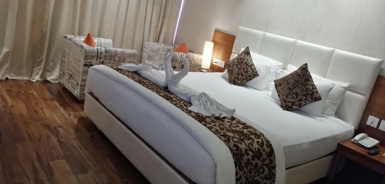 Kyriad Hotel Jaipur By Othpl Bagian luar foto